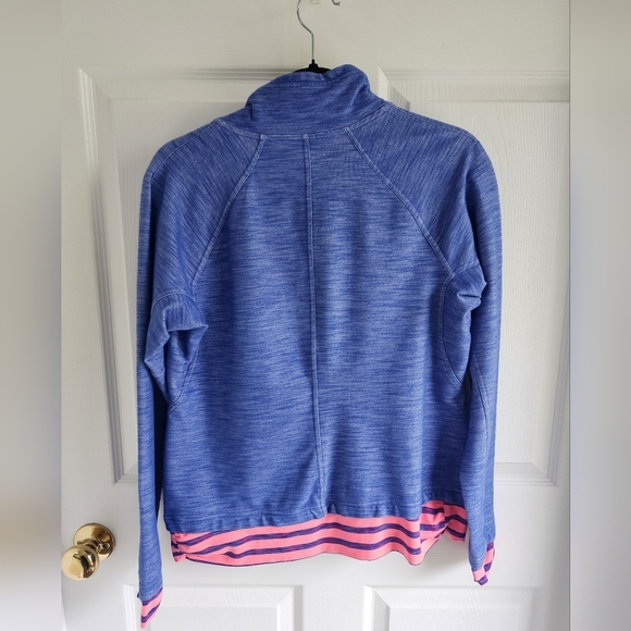 North Face Ladies Denim look jacket with Pink Ribbing Size large - Picture 2 of 15